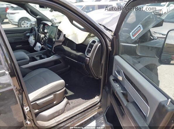 3C6UR5DL2NG156995 2022 RAM 2500 Black წინა სალონის ხედი