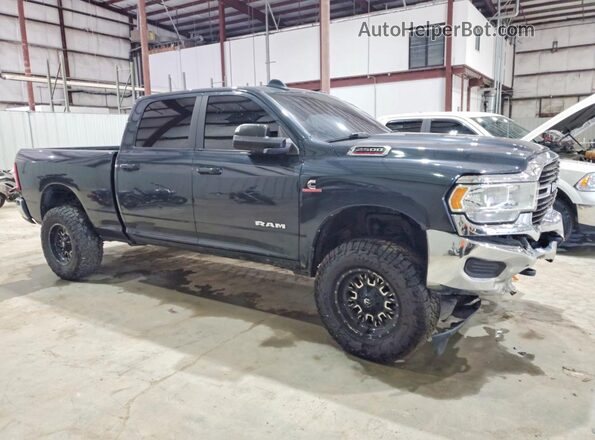3C6UR5DL3LG115661 2020 RAM 2500 Gray Delantero derecho