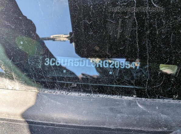 3C6UR5DL3RG209547 2024 RAM 2500 Black Vista del compartimento del motor