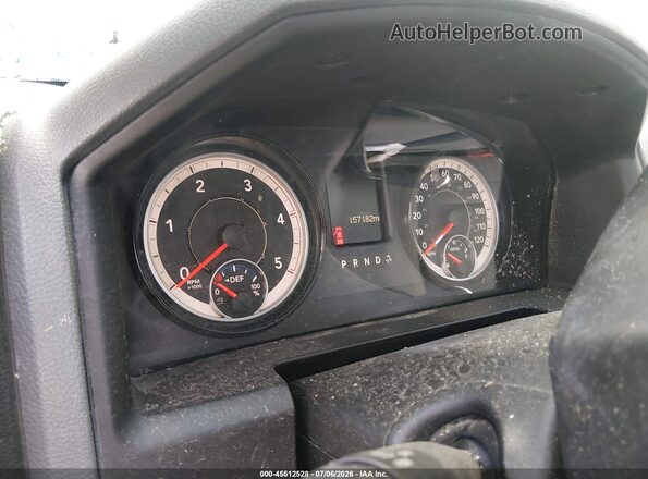 3C6UR5DL4JG402147 2018 RAM 2500 Silver Vista de los asientos traseros