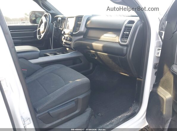 3C6UR5DL4KG683402 2019 RAM 2500 White Вид салону спереду