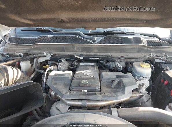 3C6UR5DL4KG683402 2019 RAM 2500 White Вид ззаду