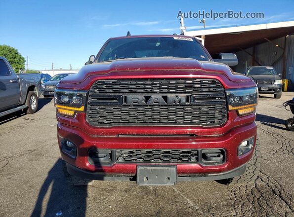 3C6UR5DL5NG283191 2022 RAM 2500 Burgundy Widok z przodu