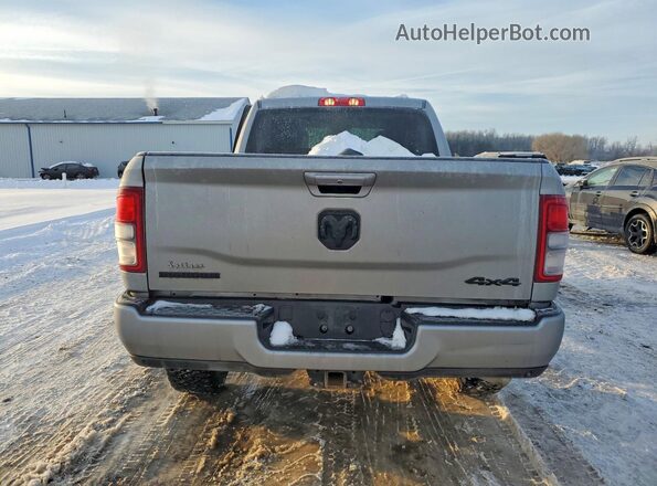 3C6UR5DL5NG309949 2022 RAM 2500 Silver Հետևի տեսք