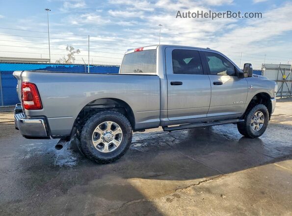 3C6UR5DL5RG390697 2024 RAM 2500 Silver Rear right