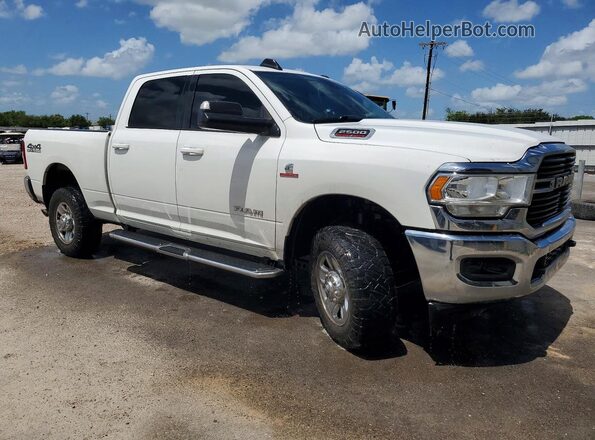 3C6UR5DL6LG159136 2020 RAM 2500 White Front right