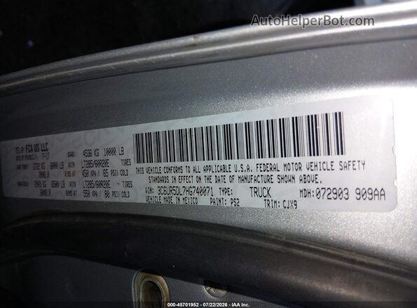 3C6UR5DL7HG740071 2017 RAM 2500 Gray Widok komory silnika