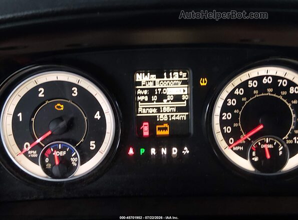 3C6UR5DL7HG740071 2017 RAM 2500 Gray Widok tylnych siedzeń