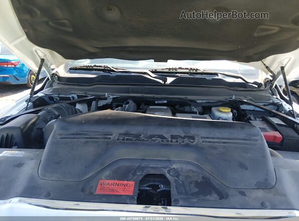 3C6UR5DL7NG119702 2022 RAM 2500 White Rear view