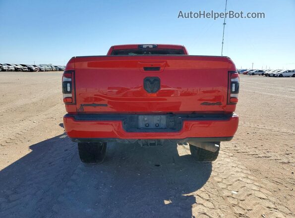 3C6UR5DL7RG399384 2024 RAM 2500 Red Widok z tyłu