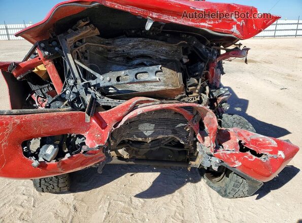 3C6UR5DL7RG399384 2024 RAM 2500 Red Widok wnętrza z tyłu