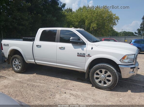 3C6UR5DL8HG606508 2017 RAM 2500 White Widok wnętrza z tyłu