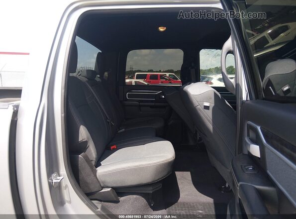 3C6UR5DL8MG580339 2021 DODGE 2500 Серый Вид задних сидений