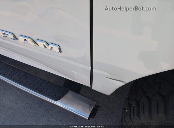 3C6UR5DL8MG676875 2021 RAM 2500 White Вид задньої частини салону