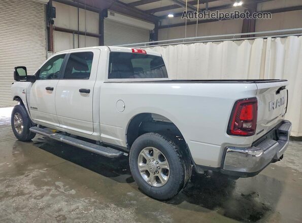 3C6UR5DL8TG259321 2026 RAM 2500 White უკანა მარცხენა