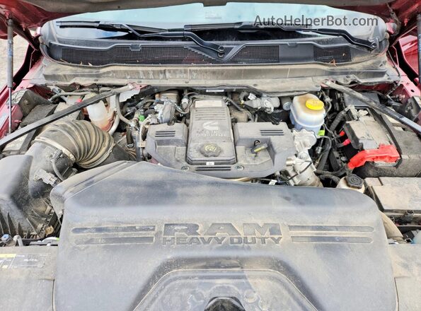 3C6UR5DL9RG278338 2024 RAM 2500 Red Rear interior view