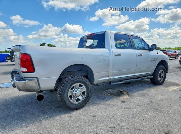 3C6UR5DLXJG398203 2018 RAM 2500 Серебряный Задняя правая четверть