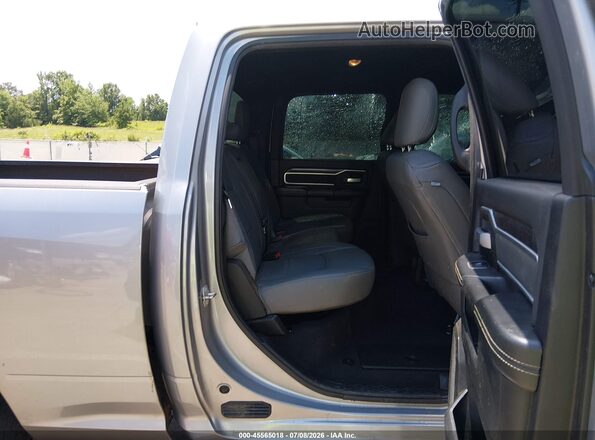 3C6UR5DLXRG233215 2024 RAM 2500 Gray VIN կոդի պիտակի տեսք