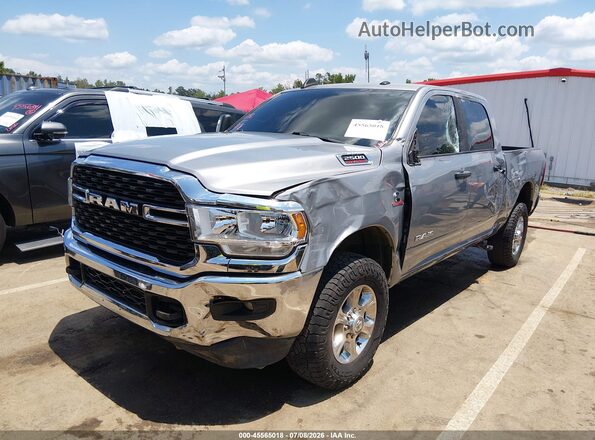 3C6UR5DLXRG233215 2024 RAM 2500 Gray Դիմացի տեսք