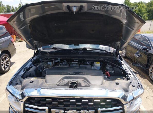 3C6UR5DLXRG233215 2024 RAM 2500 Gray Հետևի տեսք