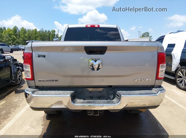 3C6UR5DLXRG233215 2024 RAM 2500 Gray 