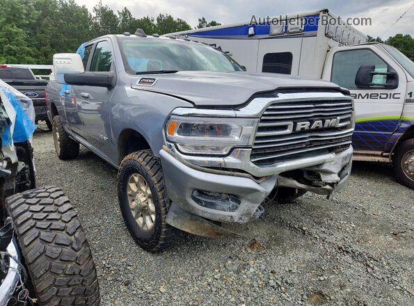 3C6UR5FJ4RG395529 2024 RAM 2500 Silver Передня права чверть