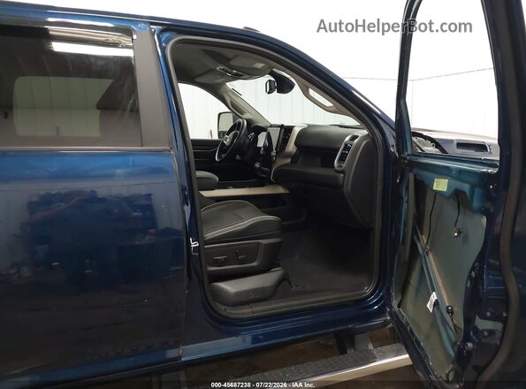 3C6UR5FJXRG236160 2024 RAM 2500 Blue Vista interior delantera