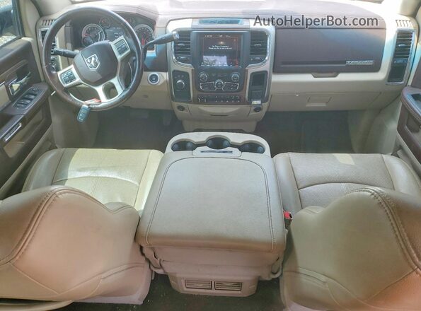 3C6UR5FL2JG109246 2018 RAM 2500 White Вид панелі приладів