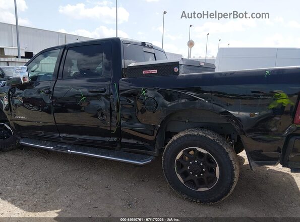 3C6UR5FL4TG274461 2026 RAM 2500 Black Սալոնի հետևի տեսք