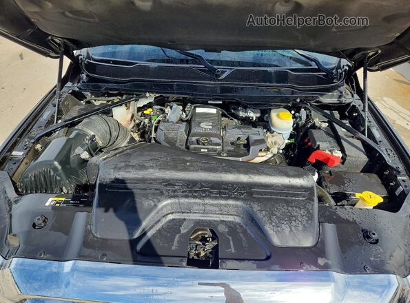 3C6UR5GL2LG263019 2020 RAM 2500 Black Вид задньої частини салону