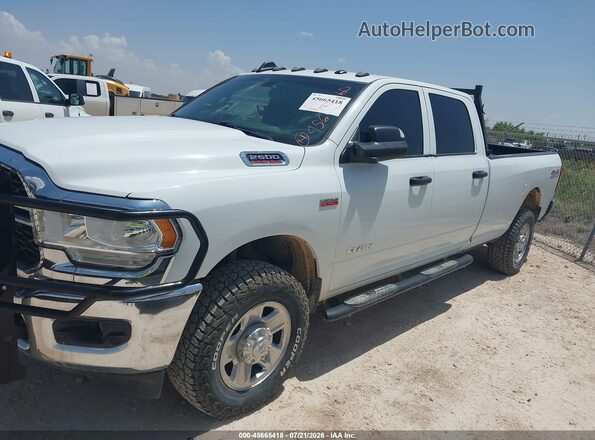 3C6UR5HJ6NG438310 2022 RAM 2500 White უკანა სალონის ხედი