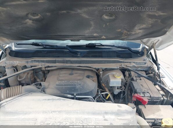 3C6UR5HJ6NG438310 2022 RAM 2500 White ძრავის განყოფილების ხედი