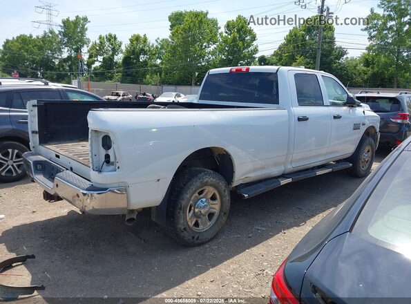 3C6UR5HJ9HG600922 2017 RAM 2500 White Rear right