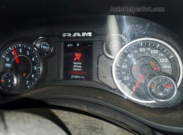 3C6UR5HJ9RG387939 2024 RAM 2500 White ხელსაწყოთა პანელის ხედი