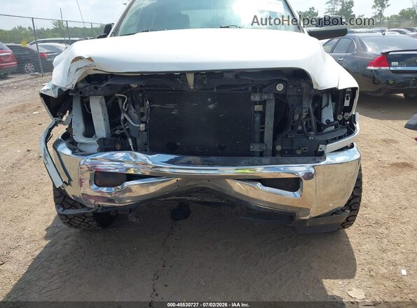 3C6UR5HL8JG191593 2018 RAM 2500 White Vista frontal