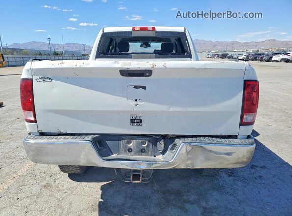 3C6UR5ML6JG257516 2018 RAM 2500 White Հետևի տեսք