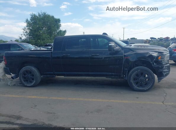3C6UR5NL5RG190093 2024 RAM 2500 Черный Вид щитка приборов