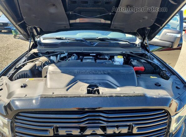 3C6UR5NL5RG229328 2024 RAM 2500 Black Rear interior view
