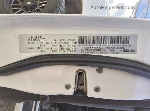 3C6UR5SL3KG534742 2019 RAM 2500 White VIN კოდის სტიკერის ხედი