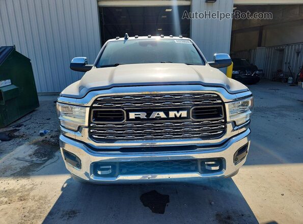3C6UR5TL0NG232926 2022 RAM 2500 Серебряный Вид спереди