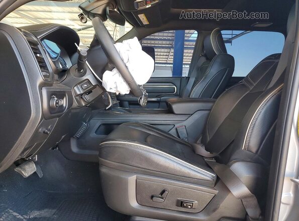 3C6UR5TL2LG230477 2020 RAM 2500 Silver წინა სალონის ხედი