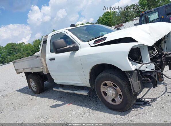3C7WR4AJ4RG301882 2024 RAM 2500 White Սարքավորումների վահանակի տեսք