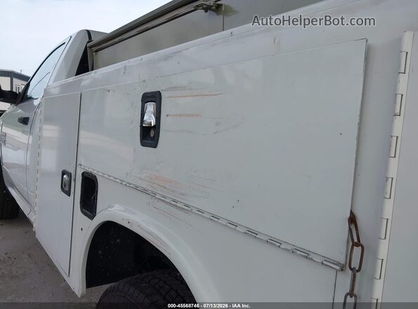 3C7WR4AT9GG335895 2016 RAM 2500 White 