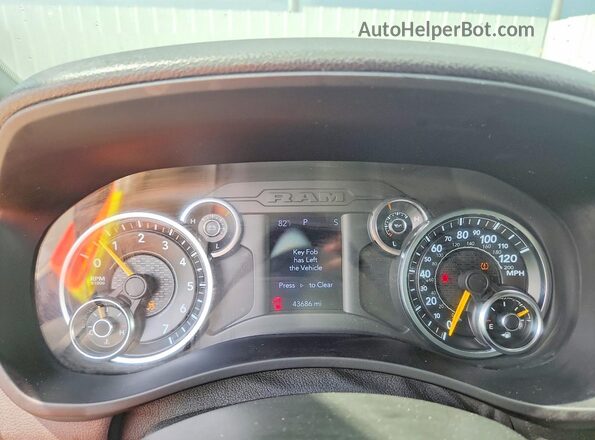 3C7WR4HJ1NG296561 2022 RAM 2500 Белый Вид щитка приборов