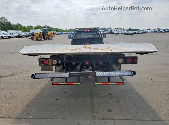 3C7WRMDL9JG335463 2018 RAM 5500 Black Rear view