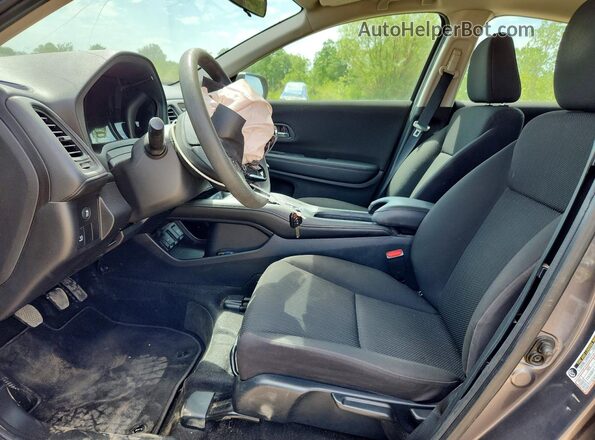 3CZRU5G35HM700236 2017 HONDA HR-V Gray Front interior view