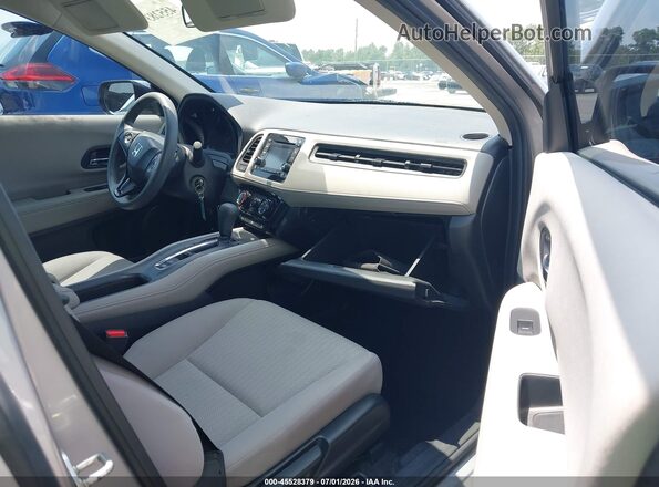 3CZRU5H33HM720810 2017 HONDA HR-V Silver Widok wnętrza z przodu