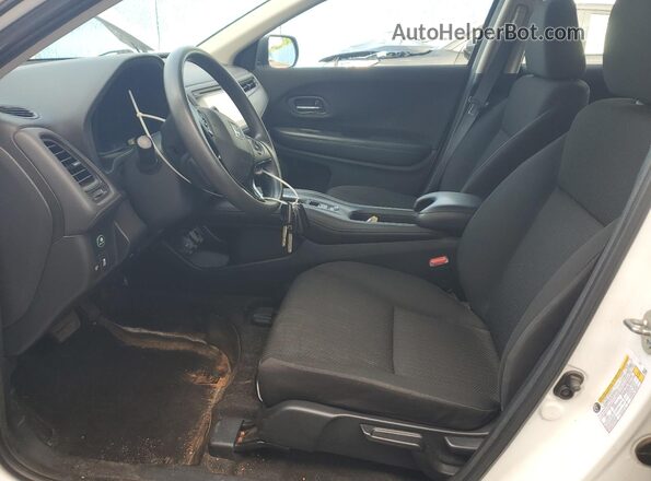 3CZRU5H34JM101669 2018 HONDA HR-V White Սալոնի դիմացի տեսք