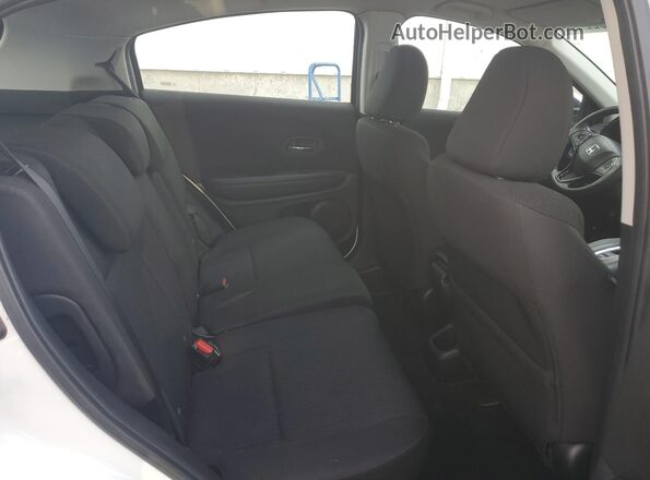 3CZRU5H34JM101669 2018 HONDA HR-V White Սալոնի հետևի տեսք