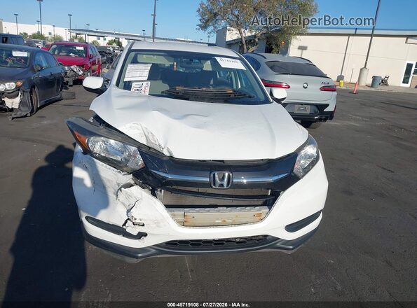 3CZRU5H37HM720731 2017 HONDA HR-V White Вид задньої частини салону